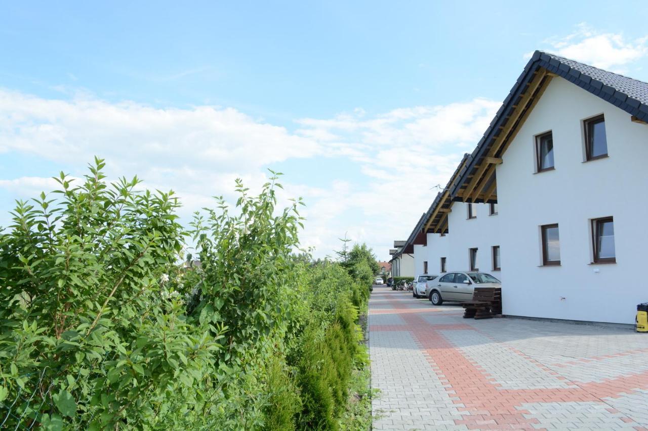 Osrodek Wypoczynkowy Swallow Grzybowo  Bagian luar foto